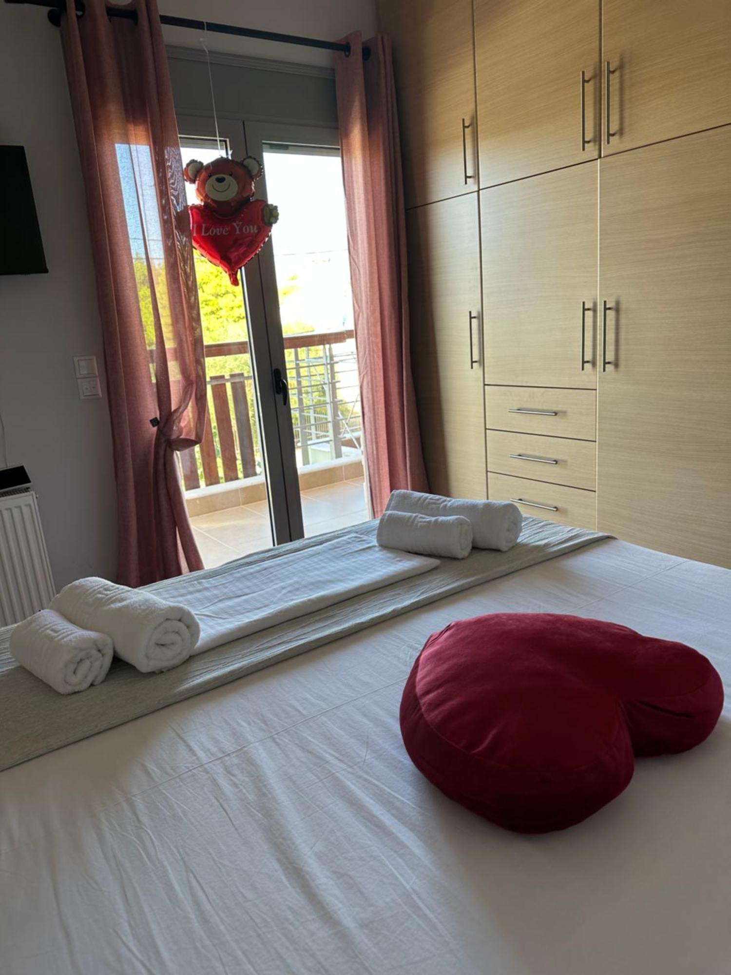 Eva'S Luxury Apartments No 4 Artemida  Esterno foto